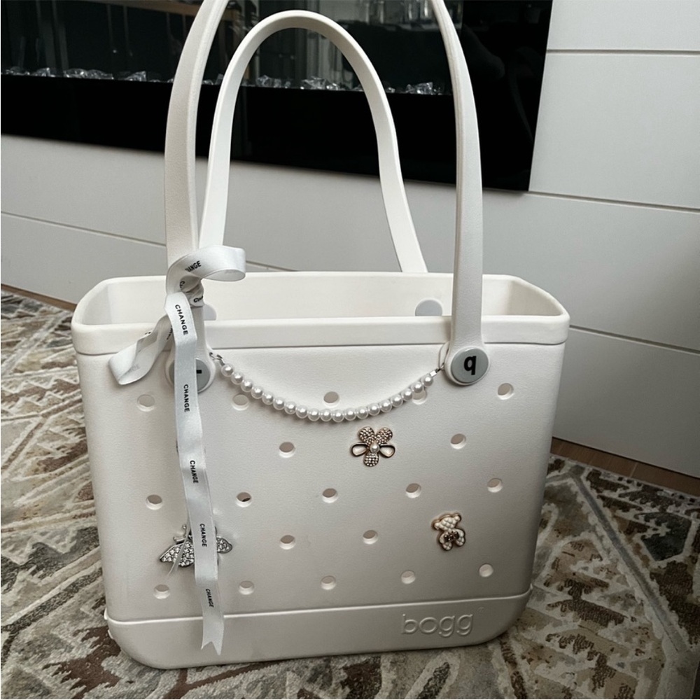 BOGG BAG White Tote with Decorative Accents
